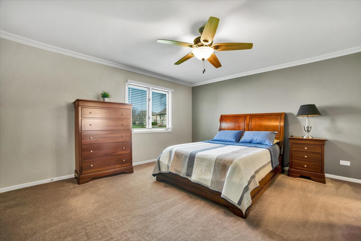 505 Cambridge Lane, Shorewood, IL 60404