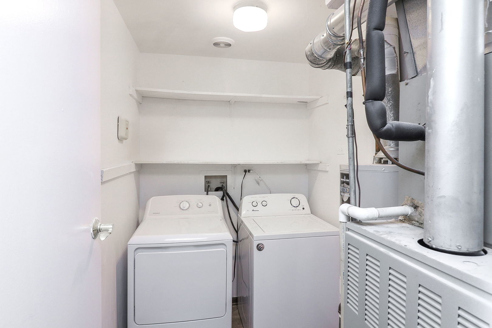 1782 Gloucester Court #B, Wheaton, IL 60189