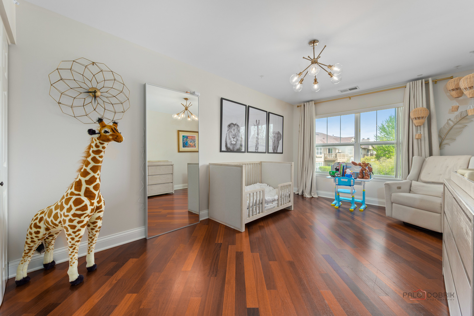 1902 CRENSHAW Circle, Vernon Hills, IL 60061