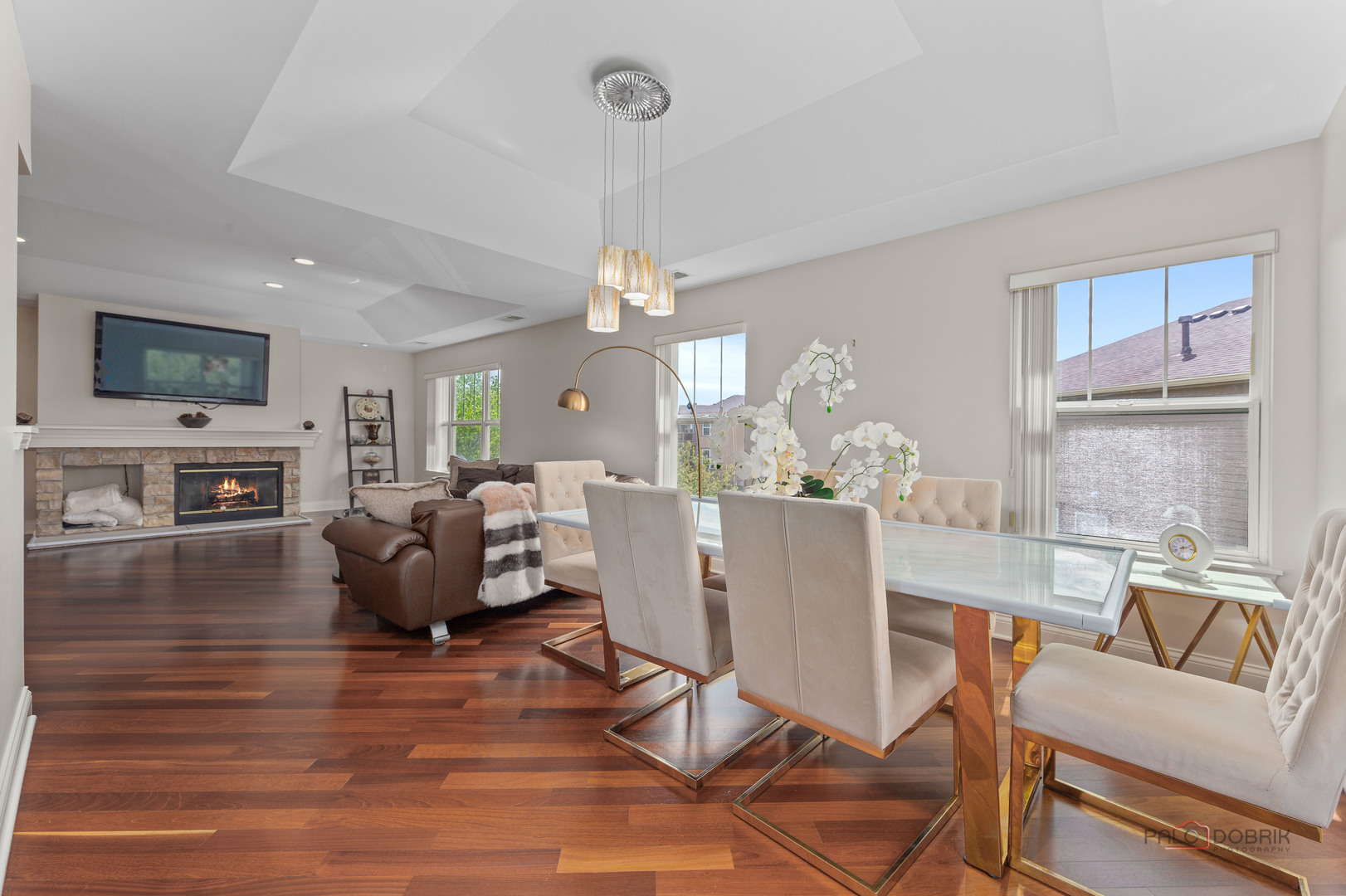 1902 CRENSHAW Circle, Vernon Hills, IL 60061