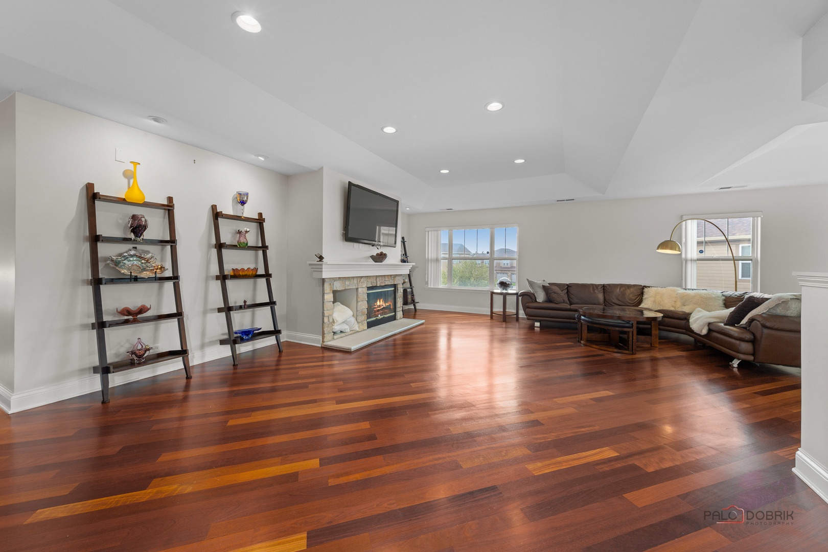 1902 CRENSHAW Circle, Vernon Hills, IL 60061