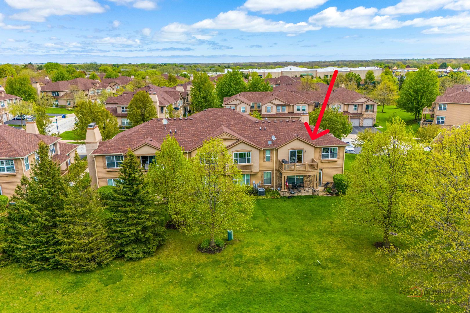 1902 CRENSHAW Circle, Vernon Hills, IL 60061