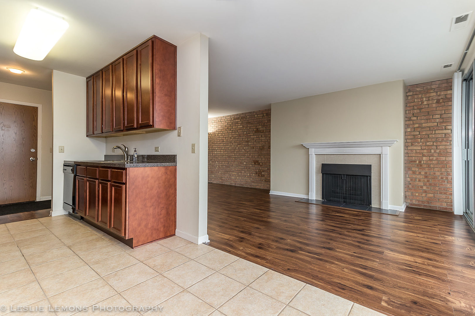 5900 OAKWOOD Drive #4D, Lisle, IL 60532