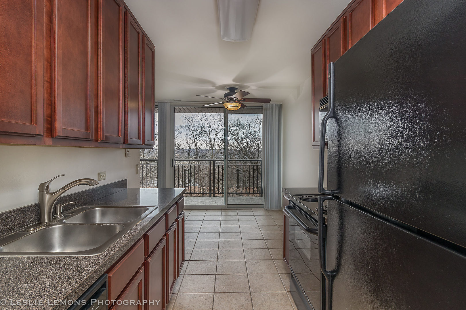5900 OAKWOOD Drive #4D, Lisle, IL 60532