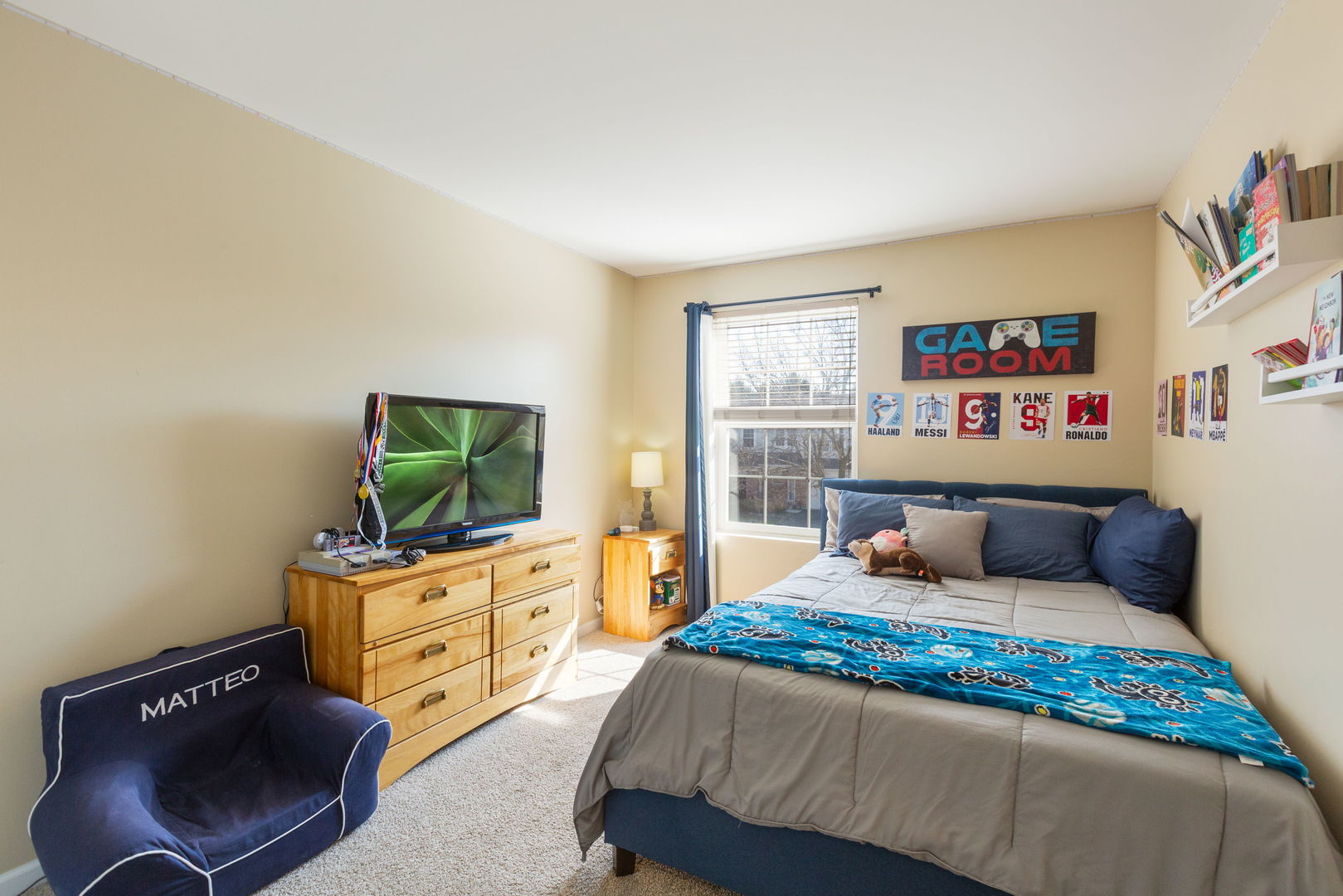 2704 Bay View Circle #2704, Algonquin, IL 60102