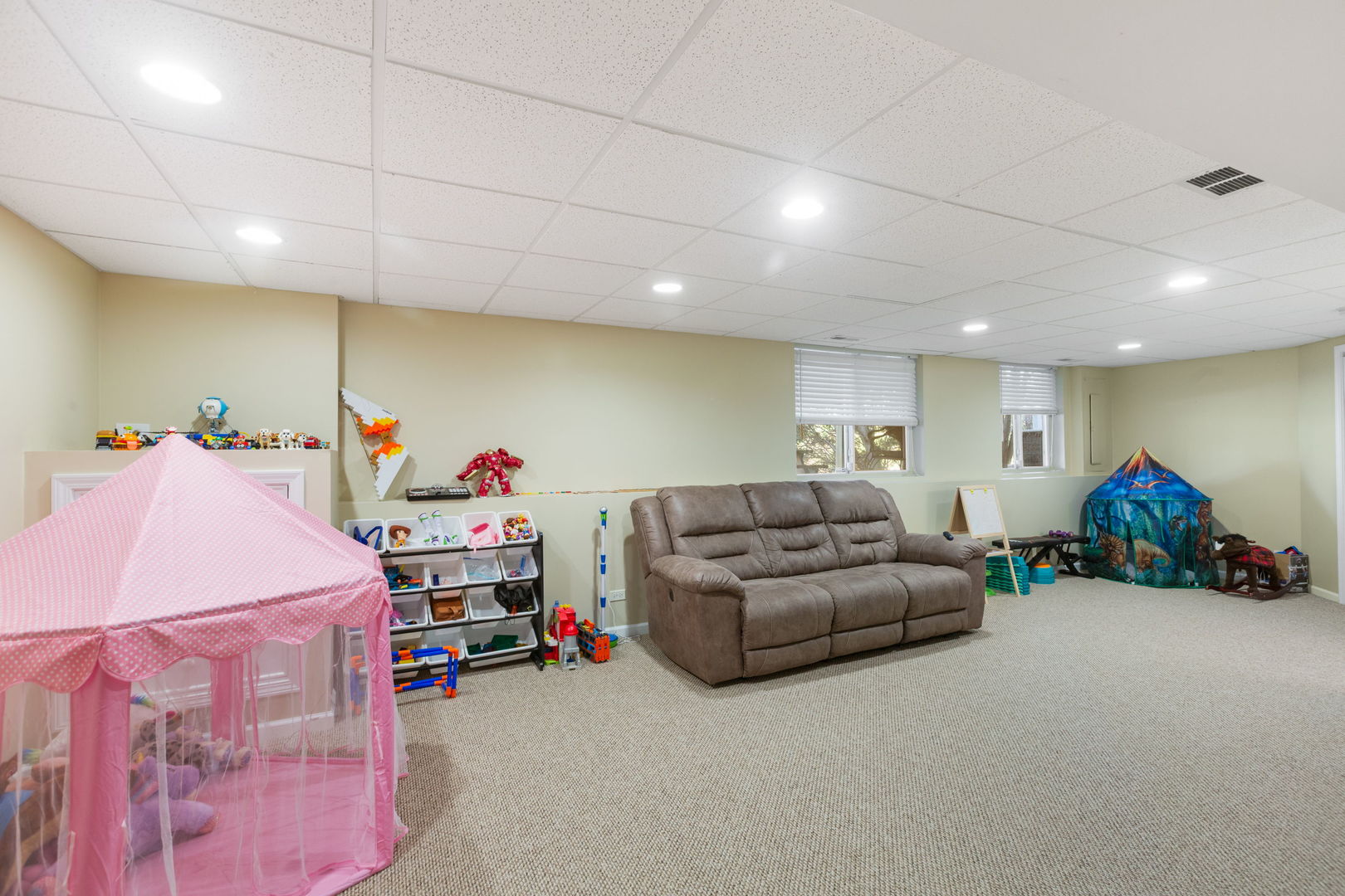 2704 Bay View Circle #2704, Algonquin, IL 60102