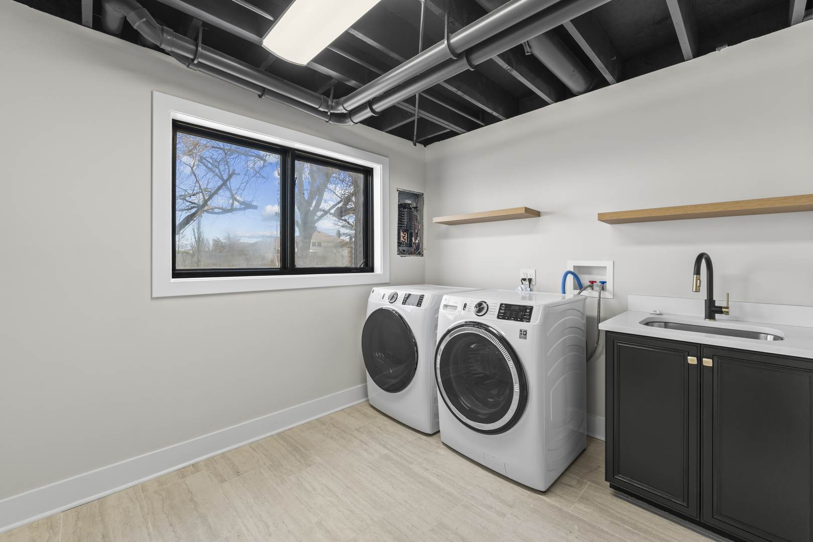 8800 172nd Street, Tinley Park, IL 60487