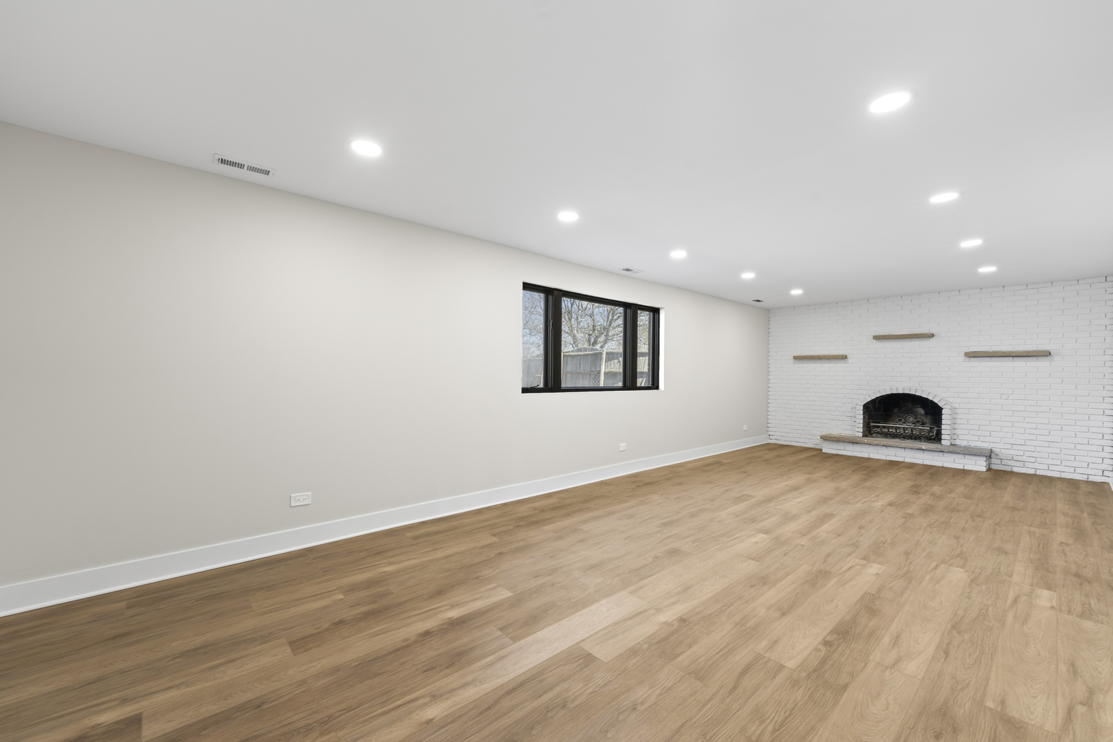 8800 172nd Street, Tinley Park, IL 60487