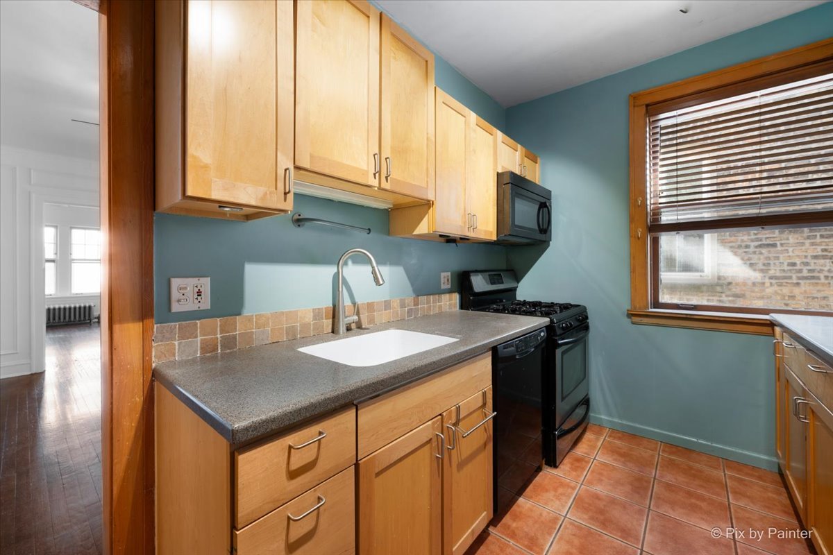 726 Hinman Avenue #2E, Evanston, IL 60202