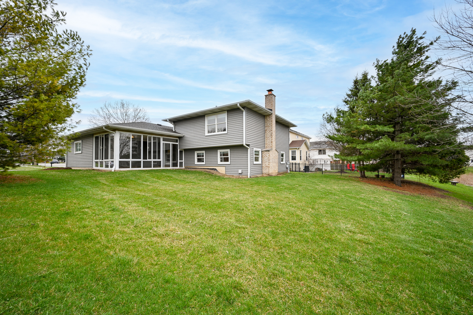 West Chicago, IL 60185