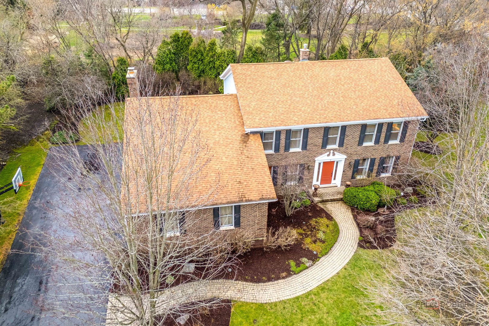 9 Devonshire Lane, Lincolnshire, IL 60069