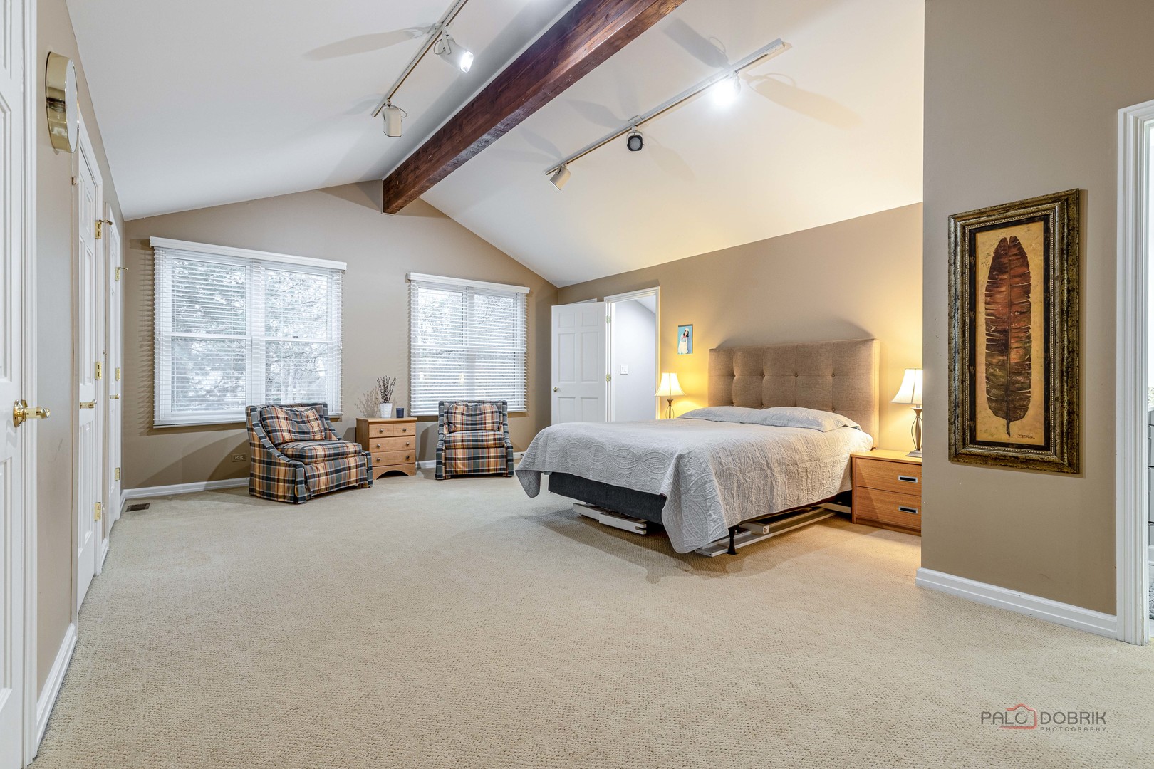 9 Devonshire Lane, Lincolnshire, IL 60069