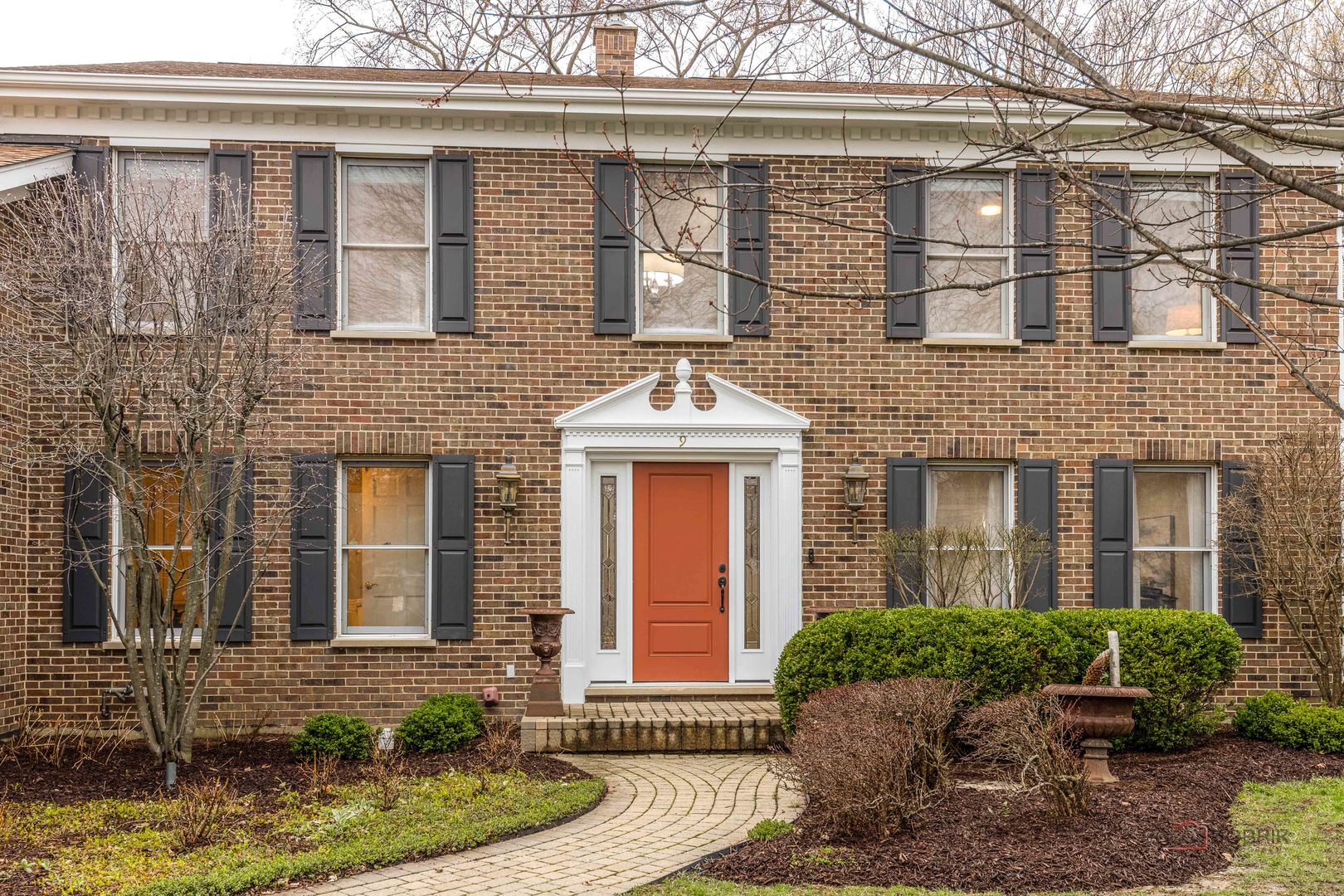 9 Devonshire Lane, Lincolnshire, IL 60069