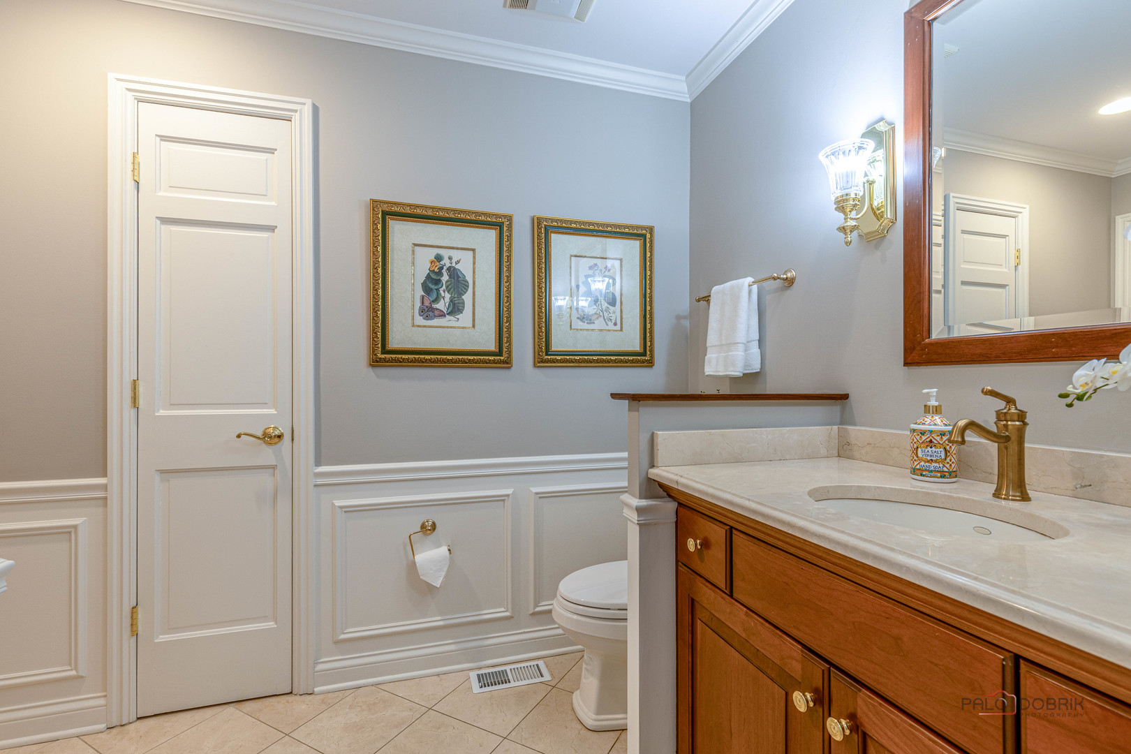 9 Devonshire Lane, Lincolnshire, IL 60069