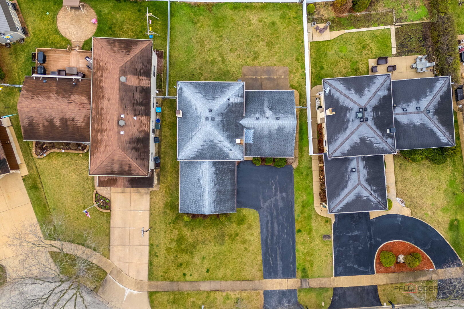 1124 N Anvil Court, Addison, IL 60101