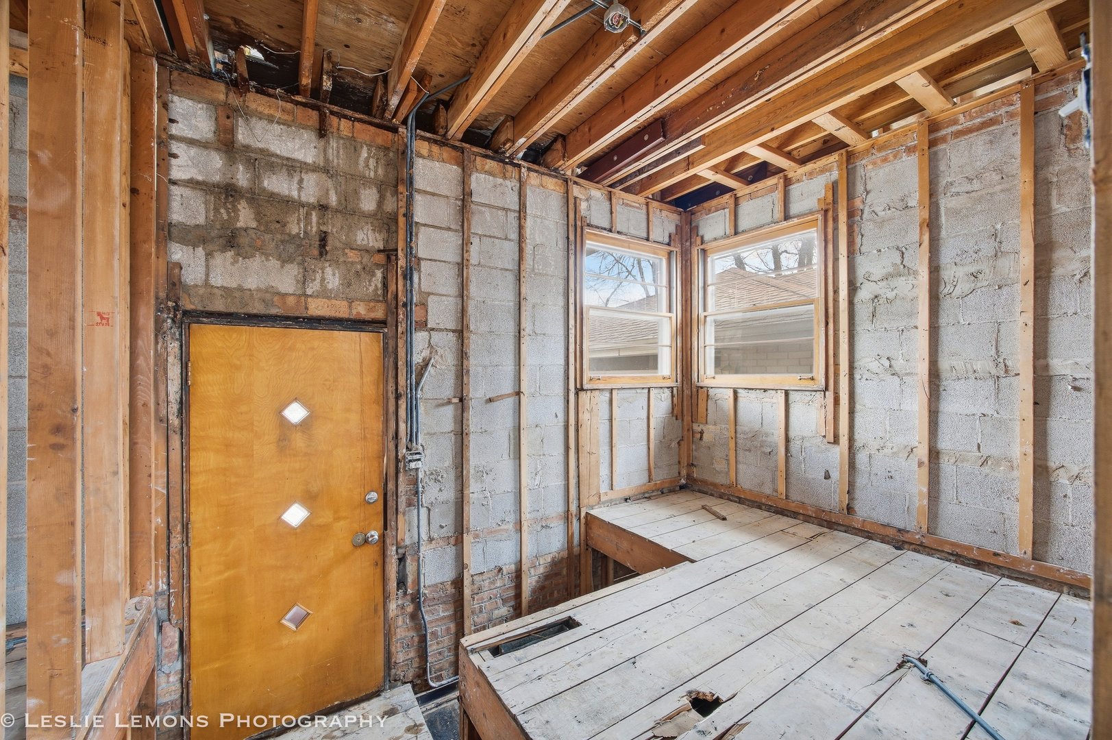 10544 S Karlov Avenue, Oak Lawn, IL 60453