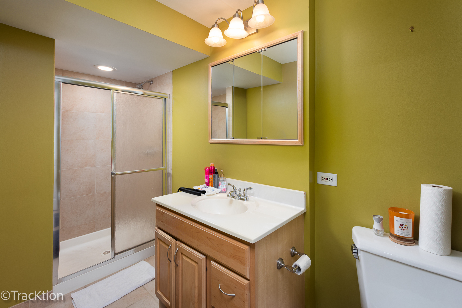 401 S Whispering Hills Drive, Naperville, IL 60540