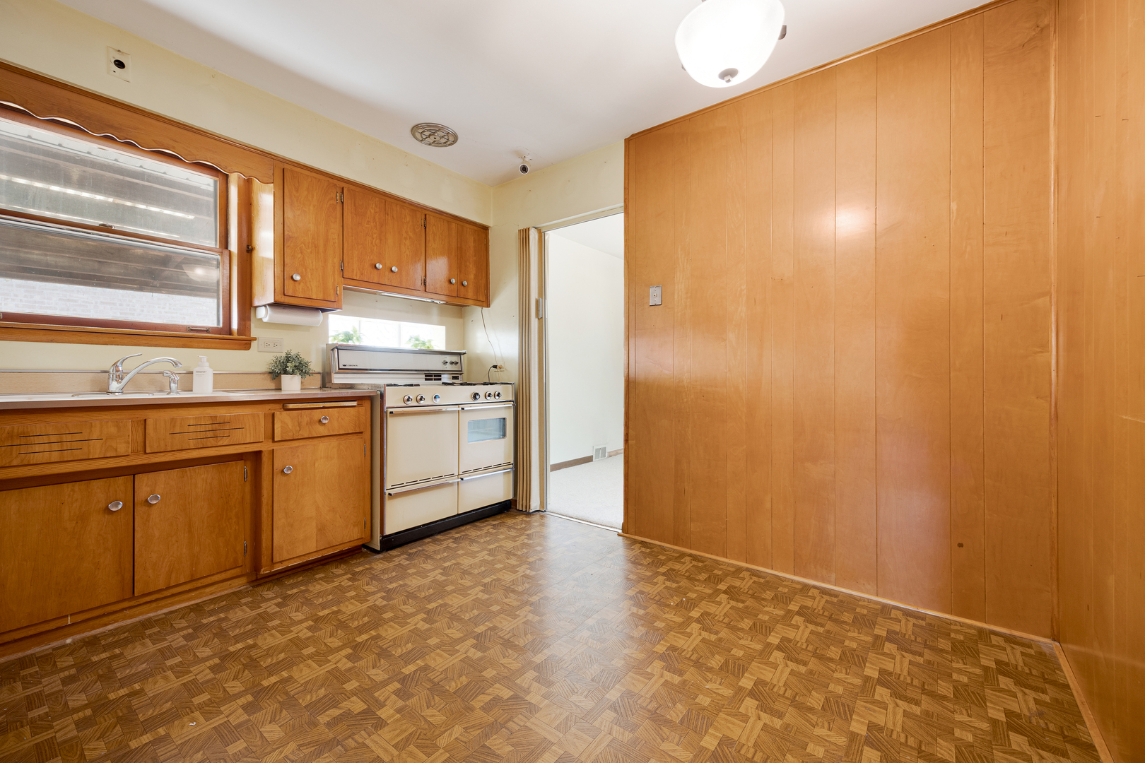 21220 Tower Avenue, Matteson, IL 60443