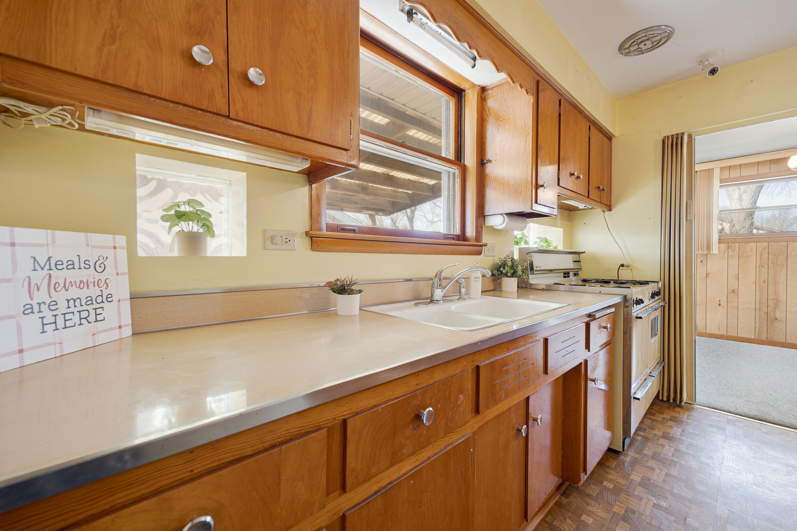 21220 Tower Avenue, Matteson, IL 60443