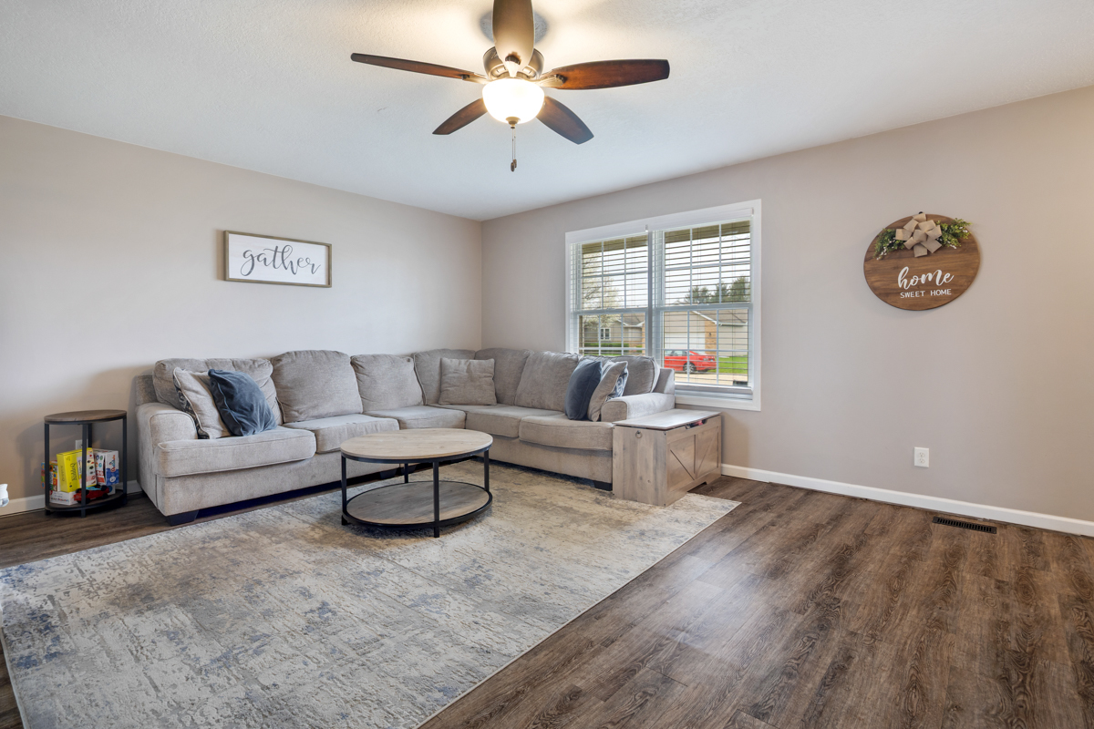 1142 Beauchamp Avenue, Manteno, IL 60950