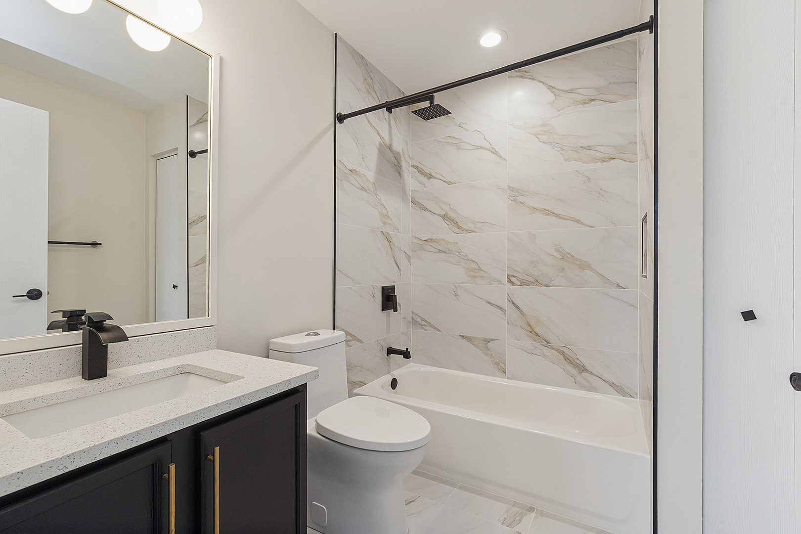 1526 Peachtree Lane, Lockport, IL 60441