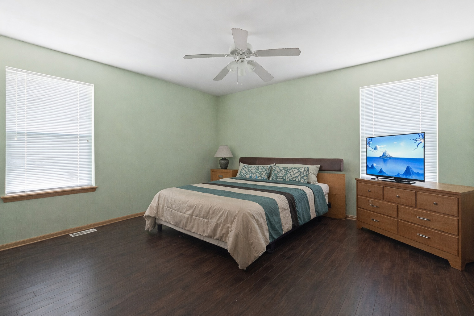 14817 Campbell Avenue, Harvey, IL 60426