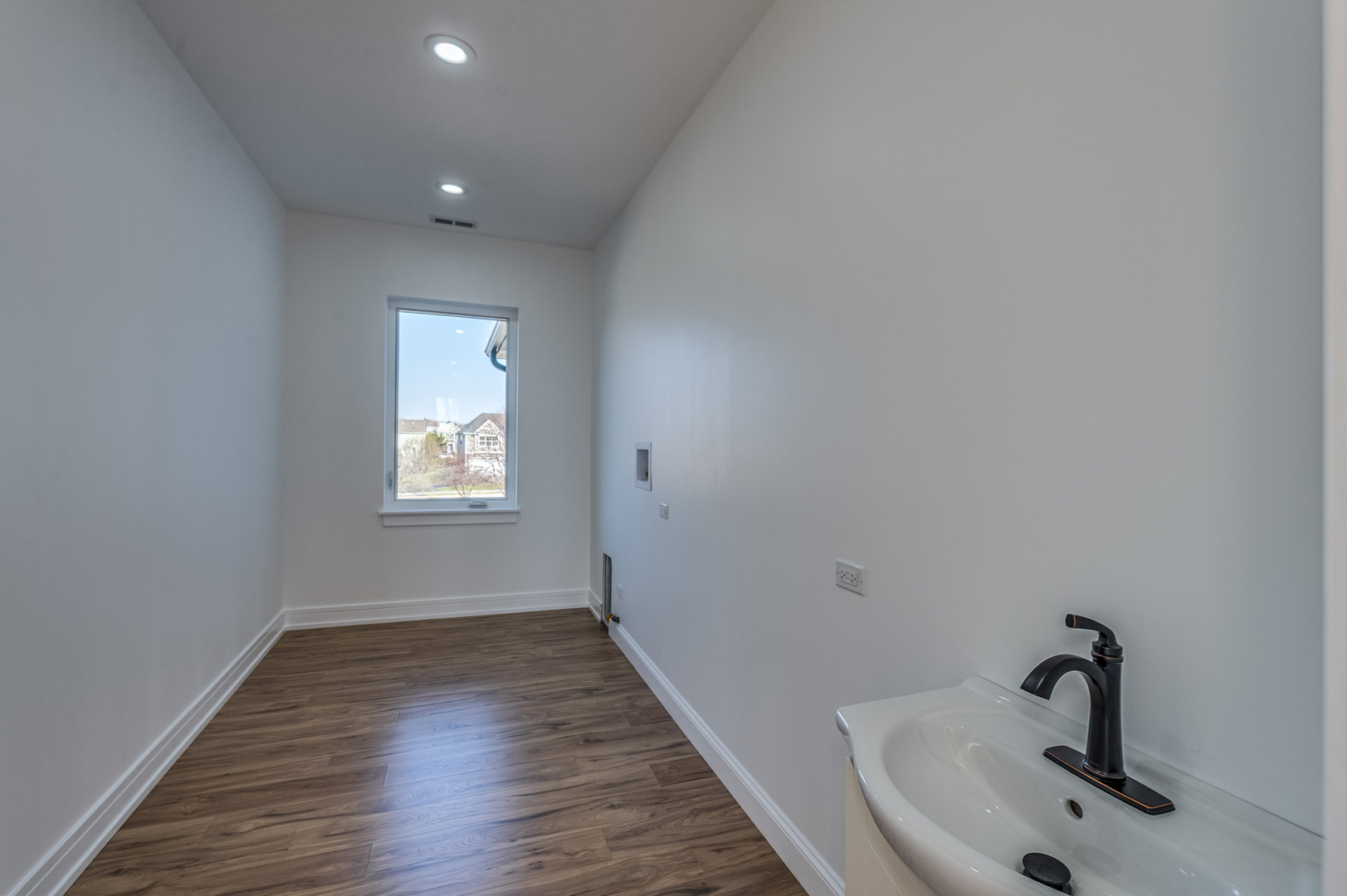 3059 Longcommon Parkway, Elgin, IL 60124