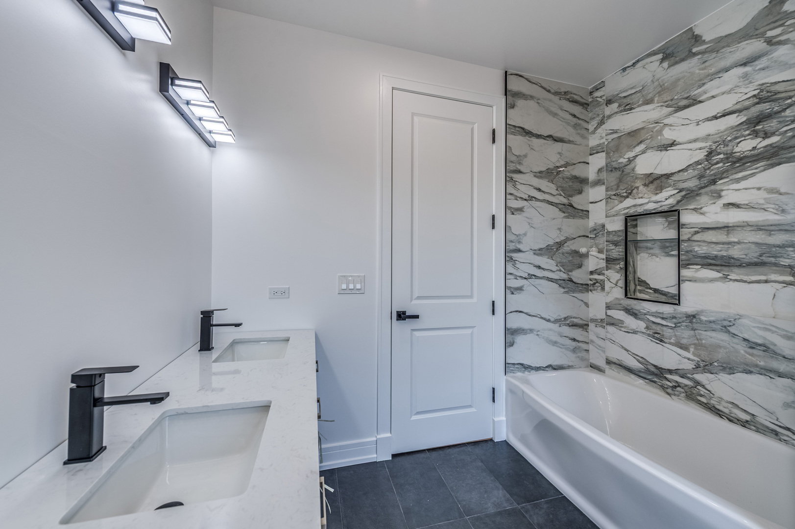 3059 Longcommon Parkway, Elgin, IL 60124