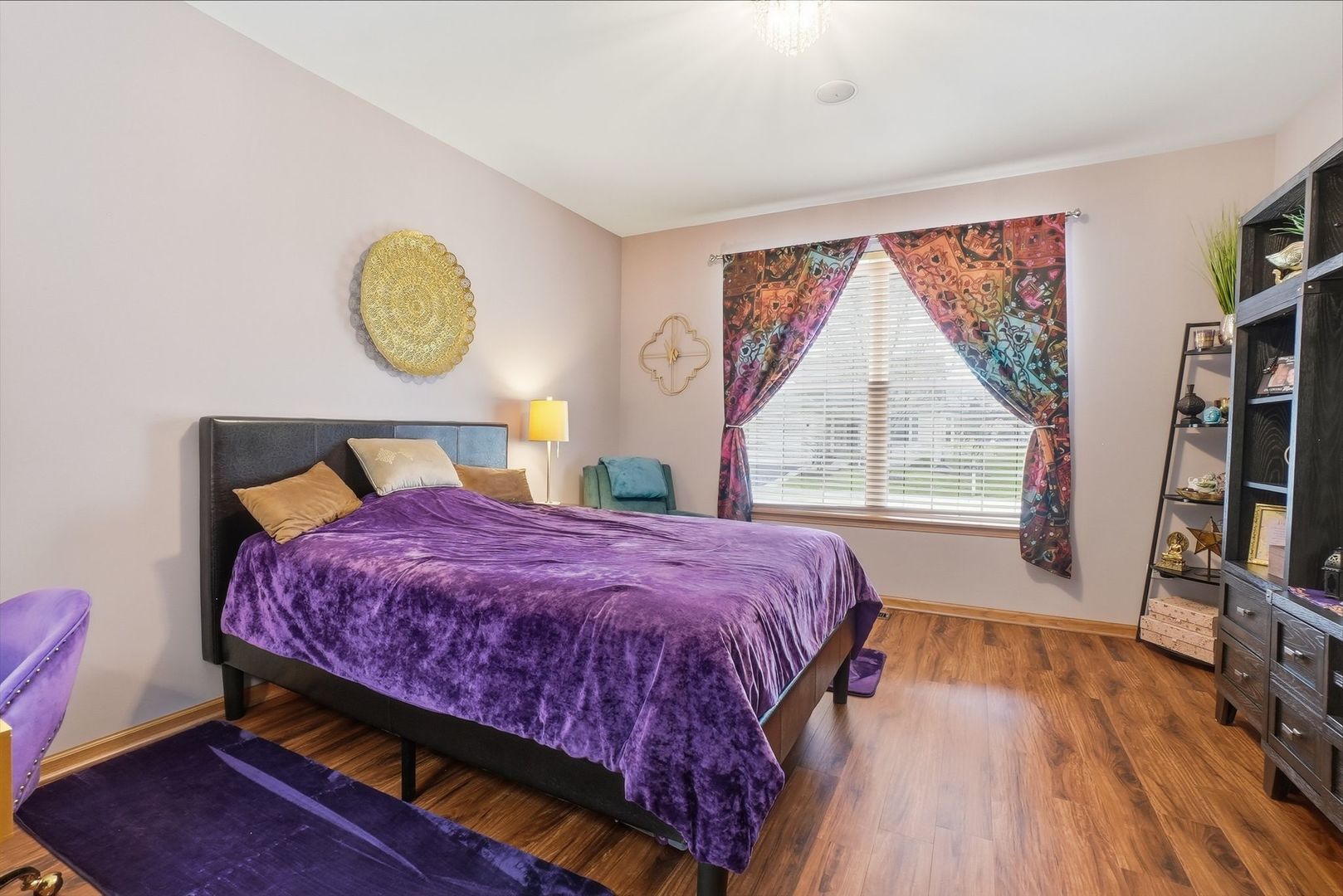 16122 Seneca Lake Circle, Crest Hill, IL 60403