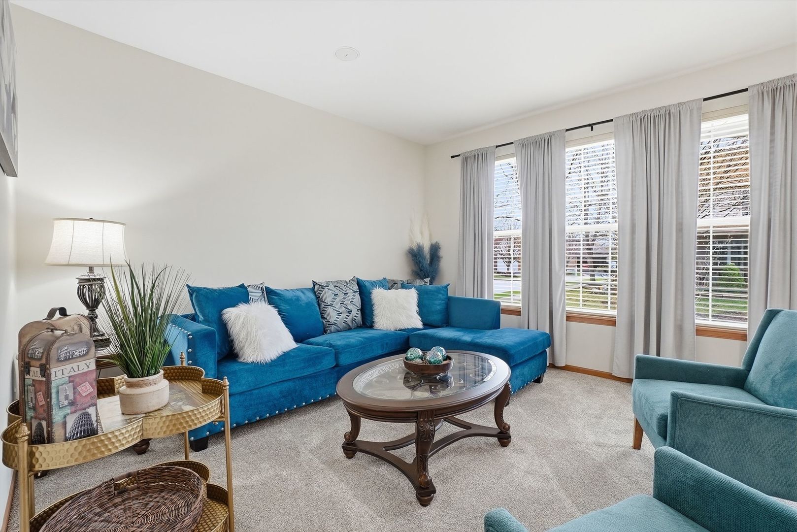 16122 Seneca Lake Circle, Crest Hill, IL 60403