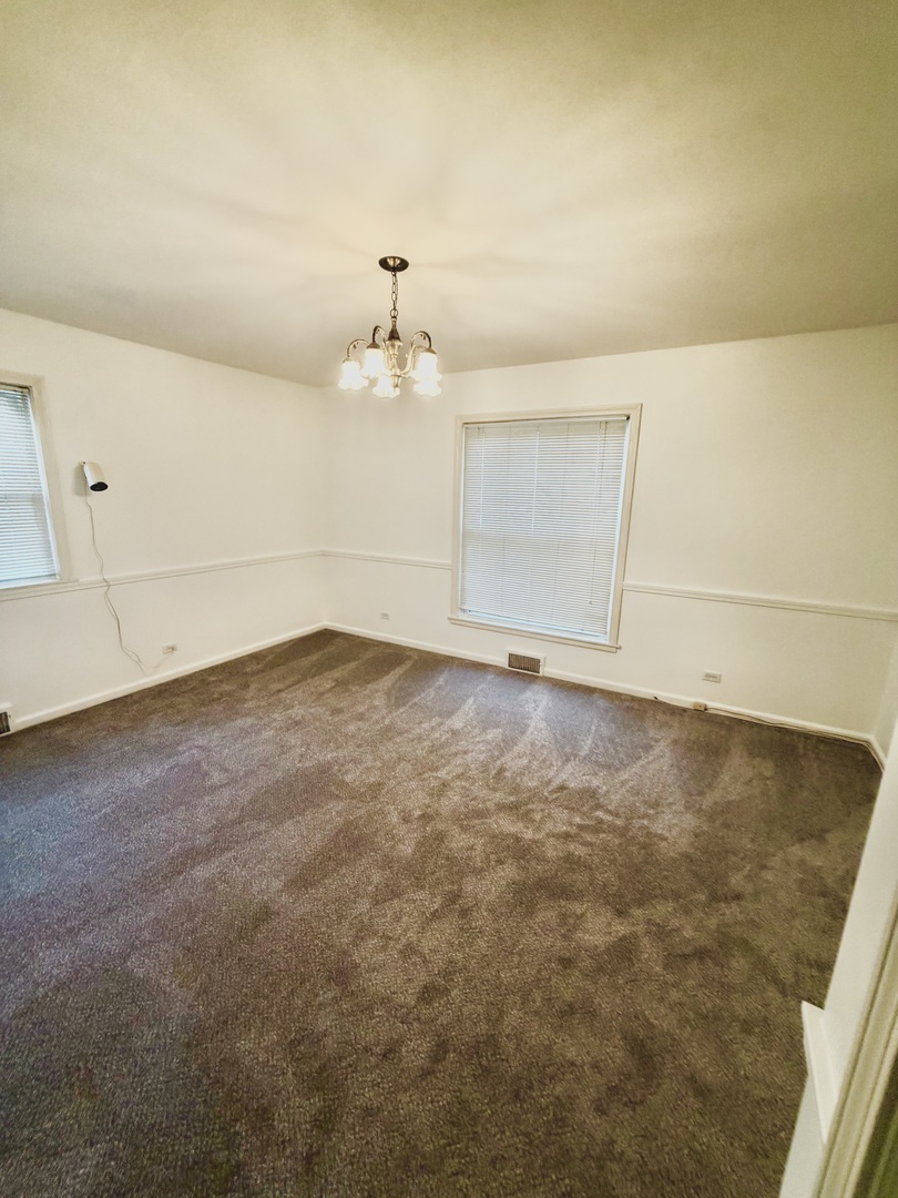 26 Windsor Drive, Oak Brook, IL 60523