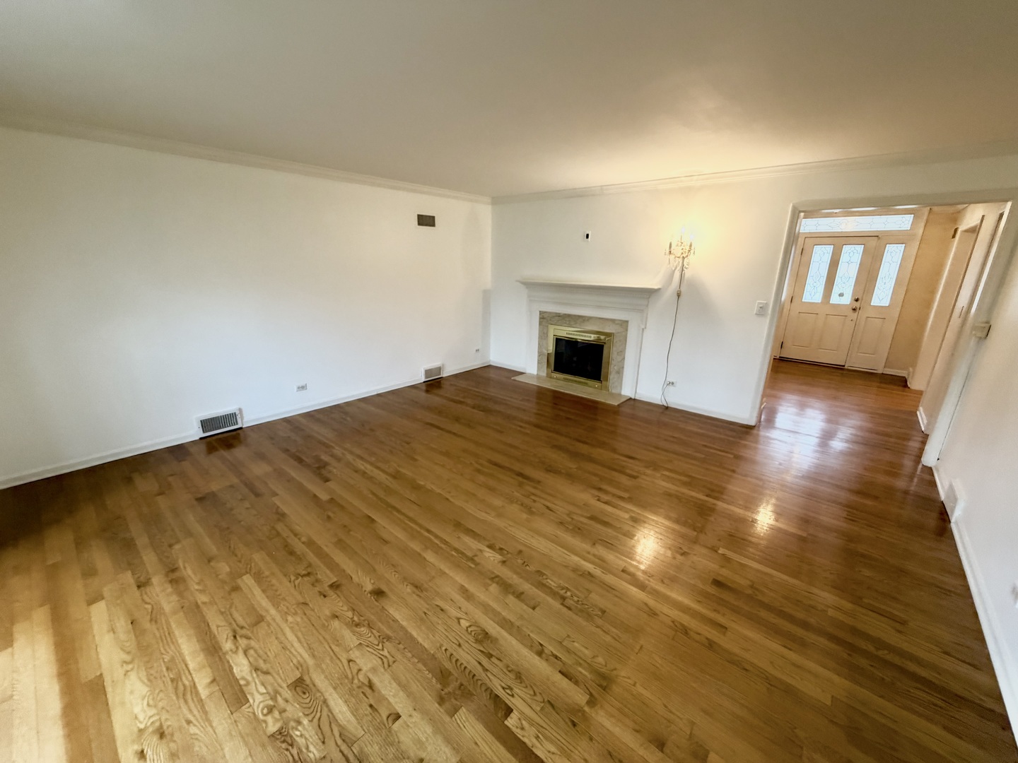 26 Windsor Drive, Oak Brook, IL 60523