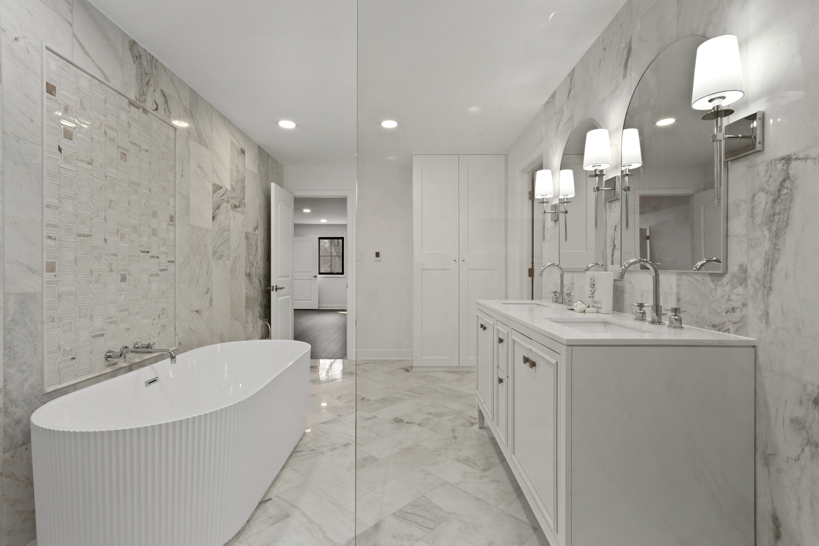 674 Plum Tree Road, Barrington Hills, IL 60010