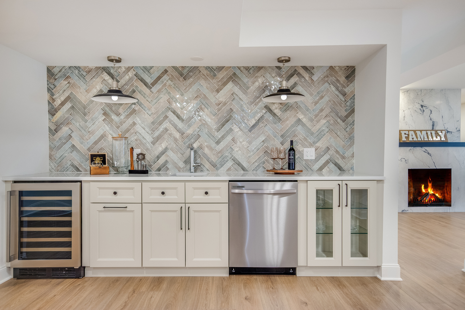 674 Plum Tree Road, Barrington Hills, IL 60010