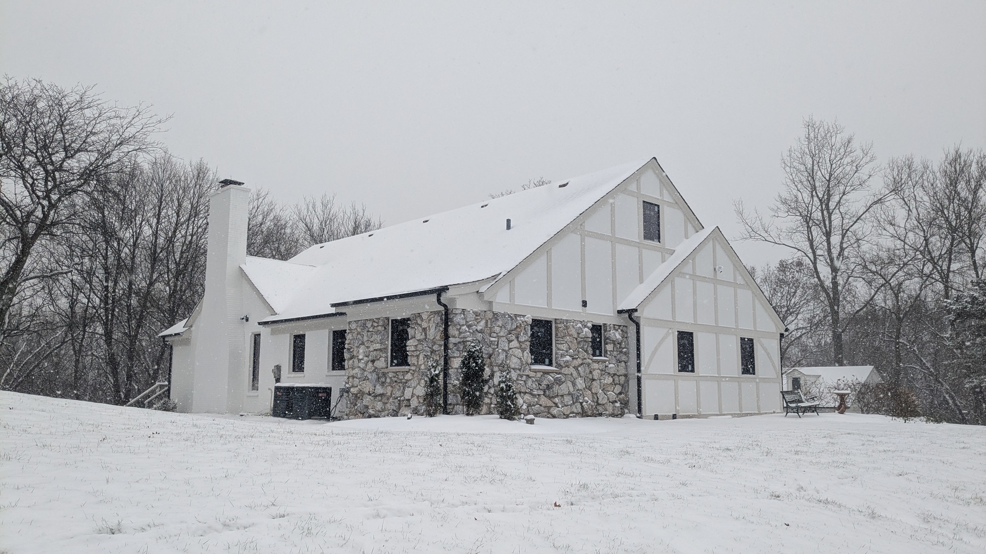 674 Plum Tree Road, Barrington Hills, IL 60010