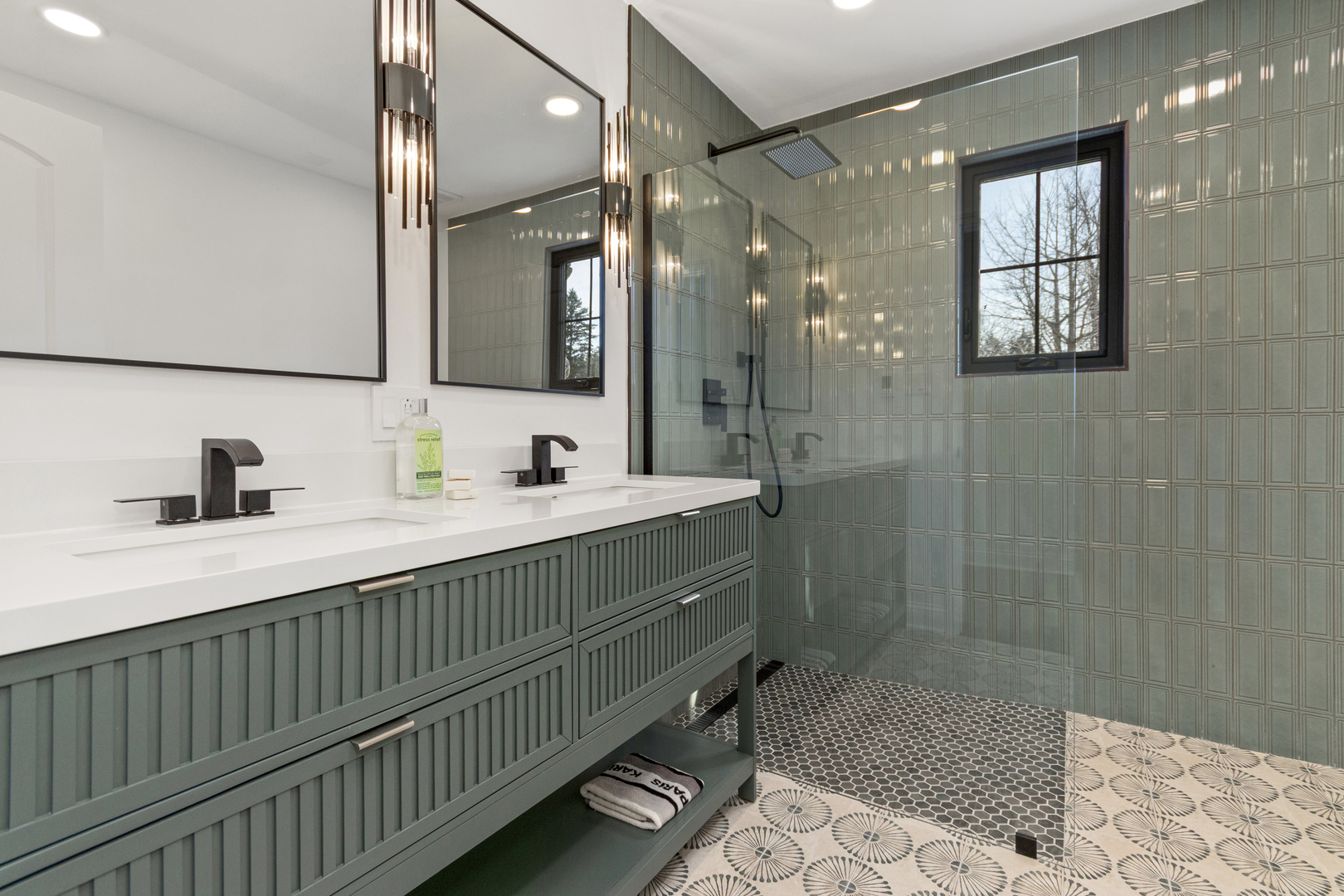 674 Plum Tree Road, Barrington Hills, IL 60010