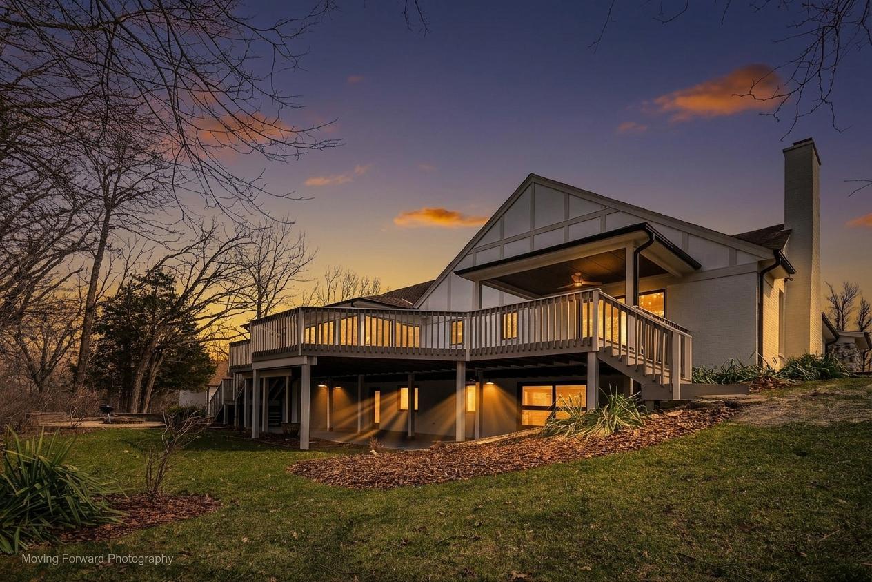 674 Plum Tree Road, Barrington Hills, IL 60010