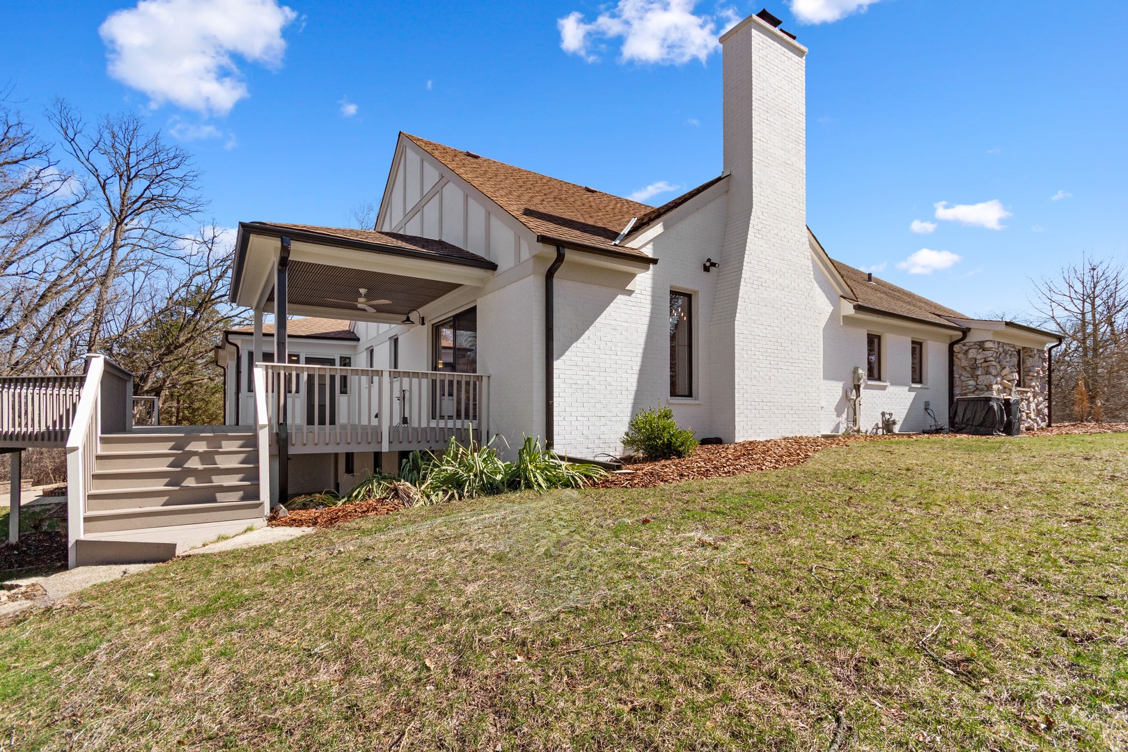 674 Plum Tree Road, Barrington Hills, IL 60010