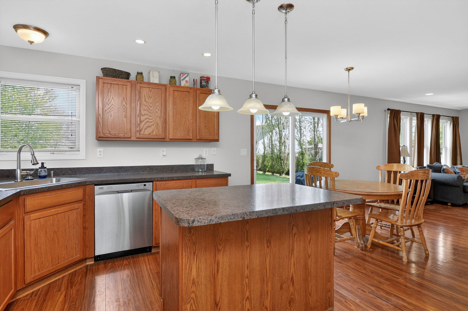 4512 Harrison Street, Yorkville, IL 60560