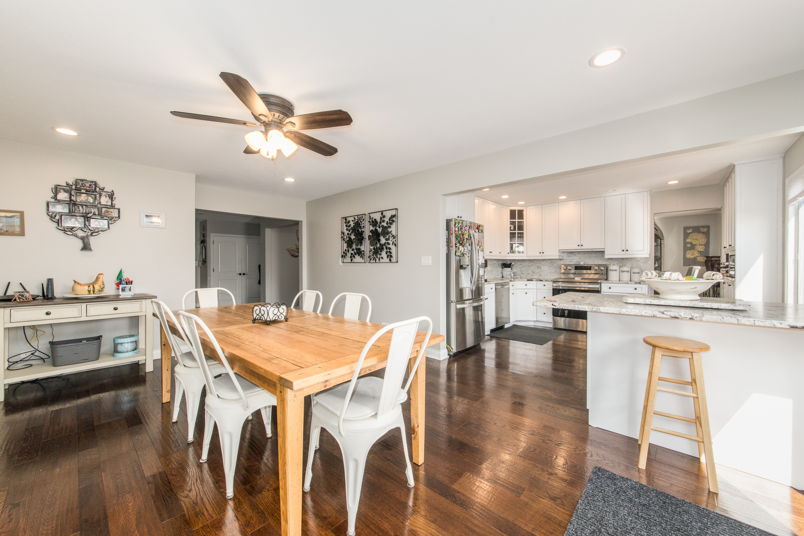 49 Park Lane #49, Park Ridge, IL 60068