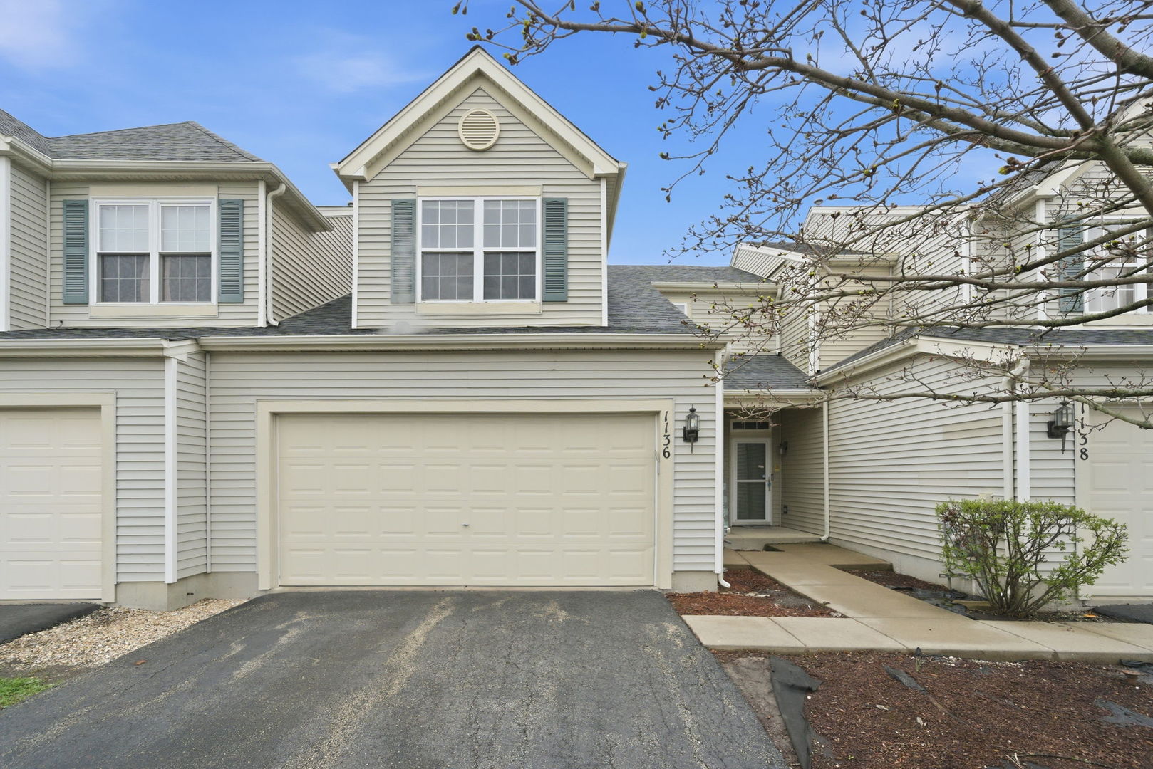 1136 Coneflower Court, Minooka, IL 60447