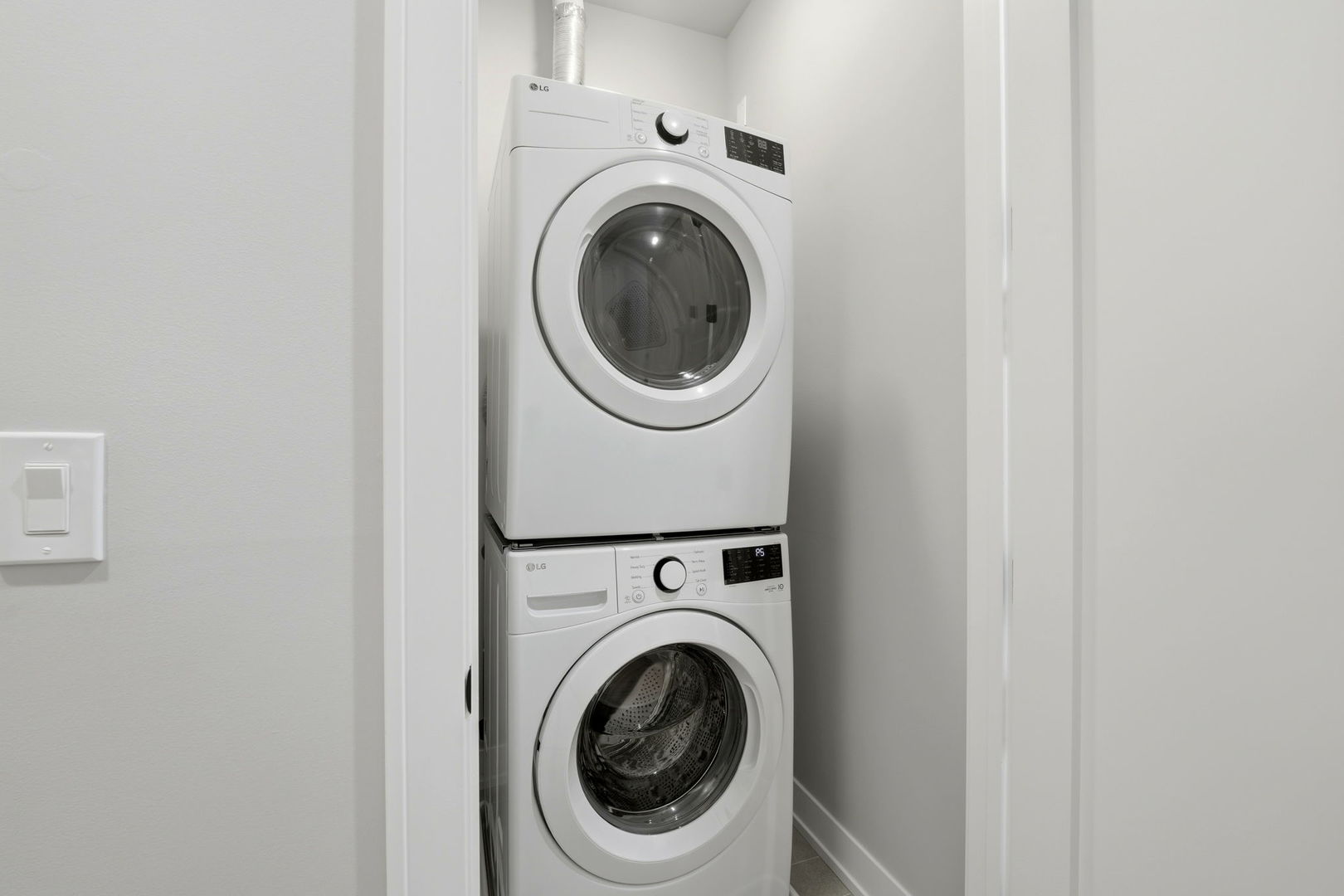 2355 W Flournoy Street #G01, Chicago, IL 60612