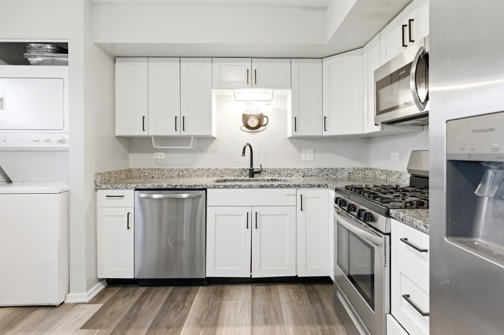 22150 Chappel Avenue, Sauk Village, IL 60411