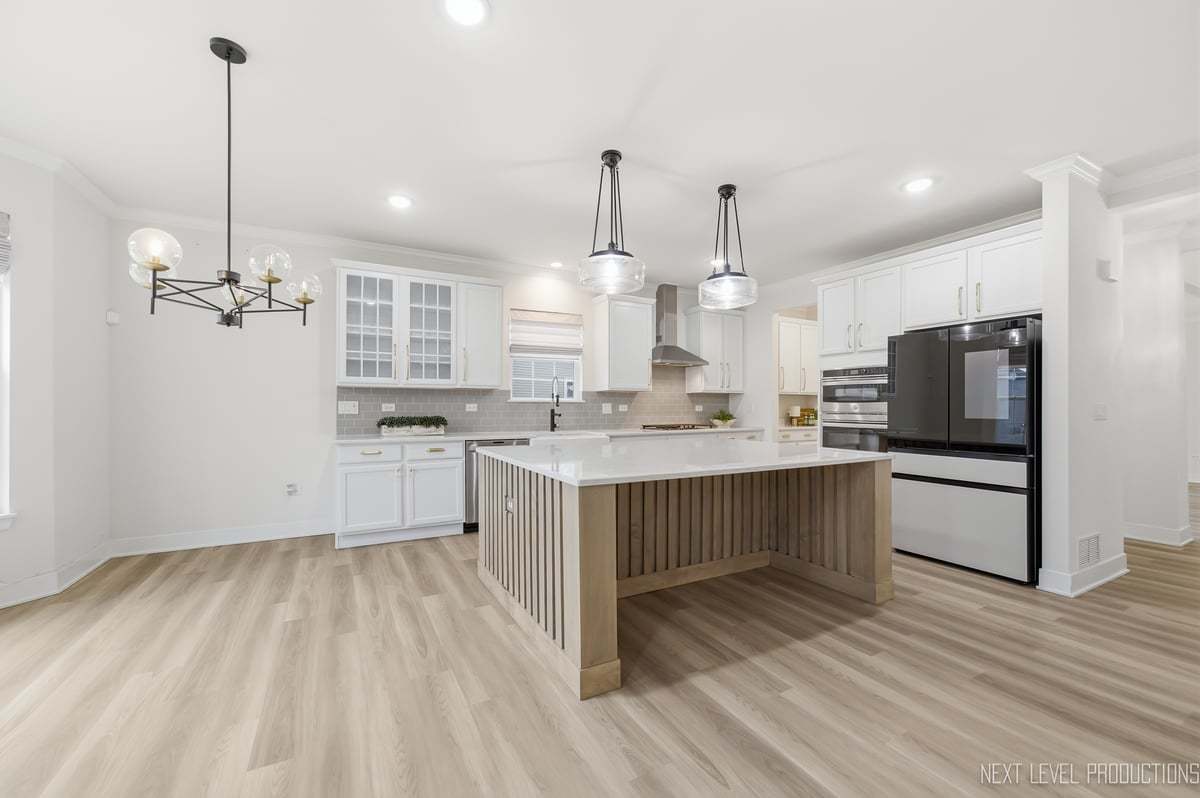 12513 S Willowgate Lane, Plainfield, IL 60585