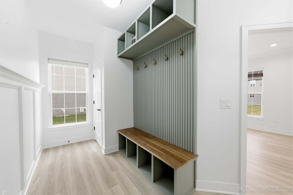 12513 S Willowgate Lane, Plainfield, IL 60585