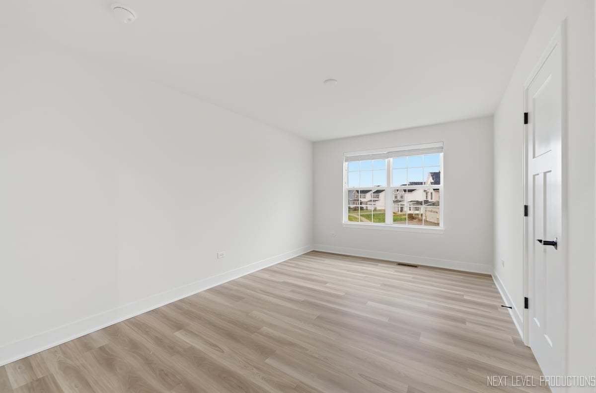 12513 S Willowgate Lane, Plainfield, IL 60585