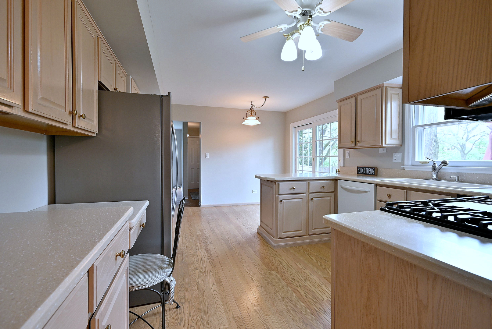 1408 Colony Court, Lombard, IL 60148