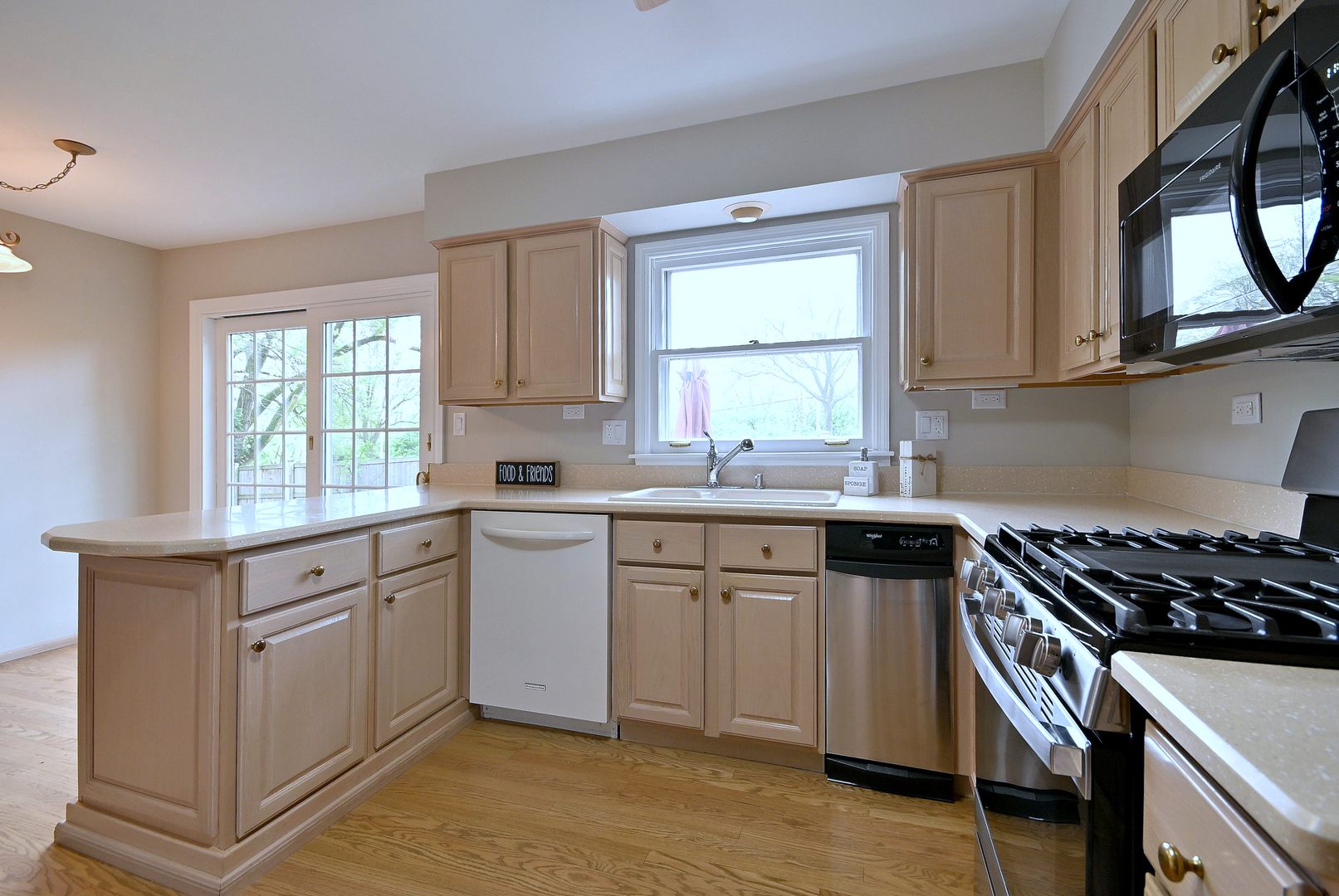 1408 Colony Court, Lombard, IL 60148