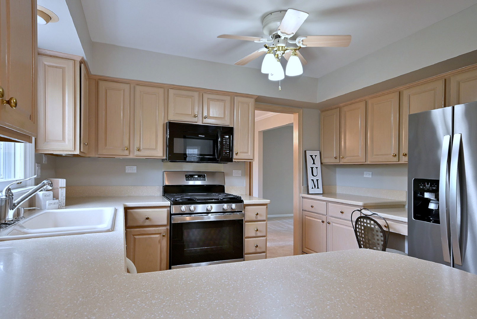 1408 Colony Court, Lombard, IL 60148