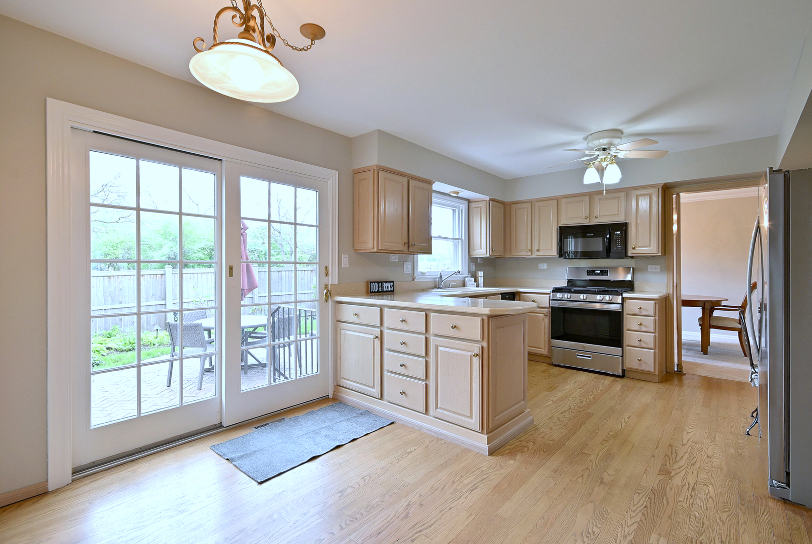 1408 Colony Court, Lombard, IL 60148